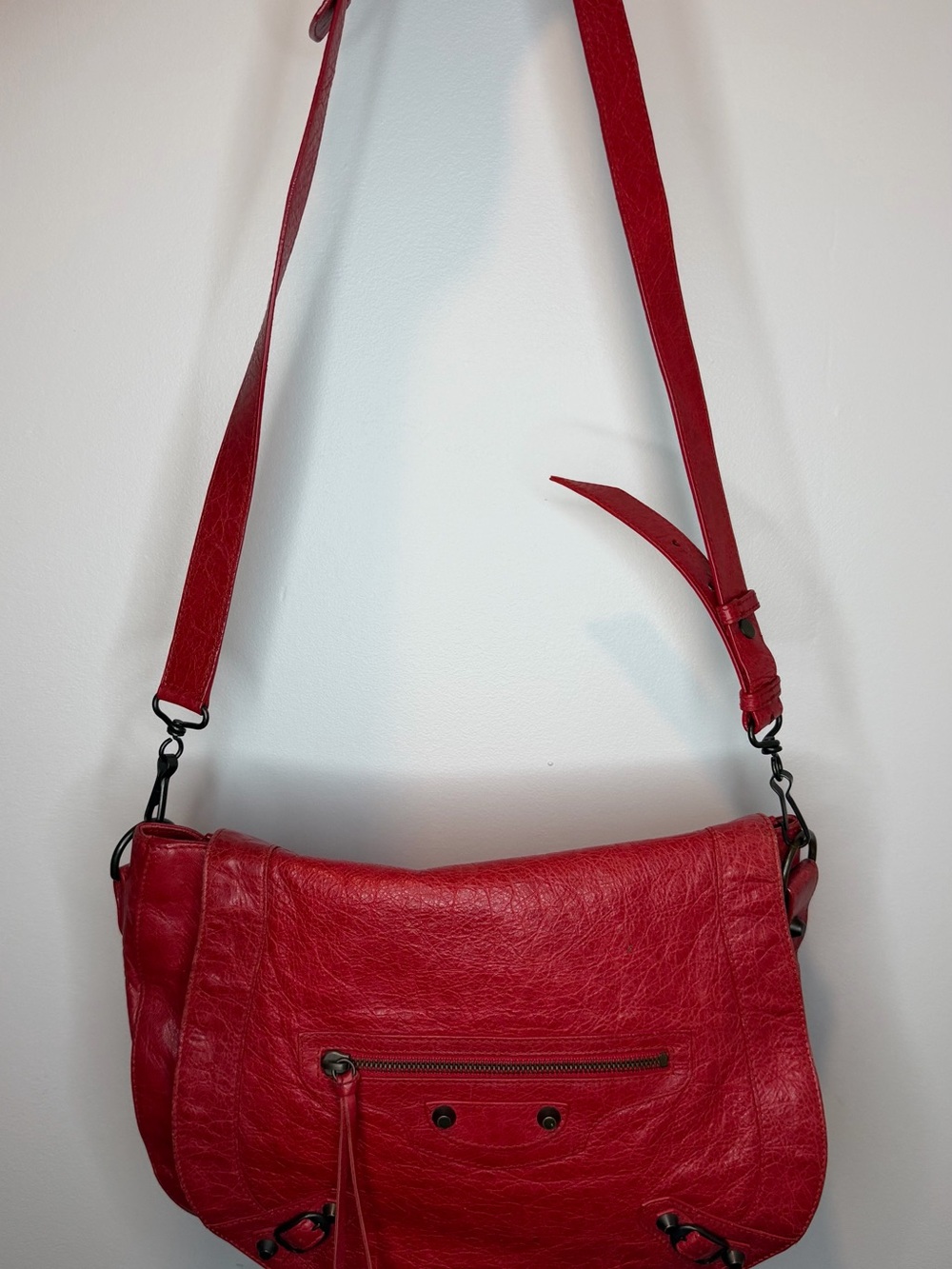 BALENCIAGA
Coquelicot Lambskin Leather Neo Folk Messenger Bag
